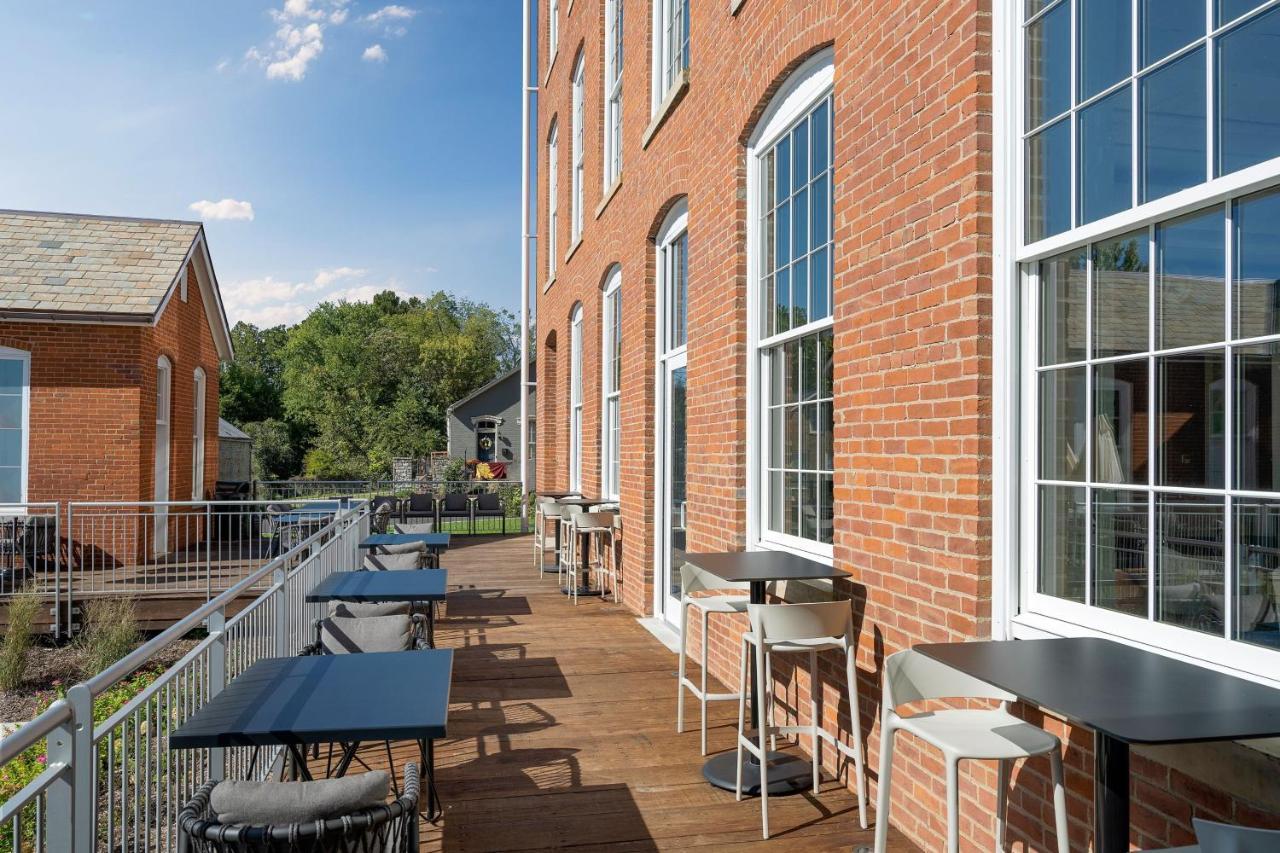 Fairfield Inn & Suites Madison Historic Eagle Cotton Mill Екстериор снимка