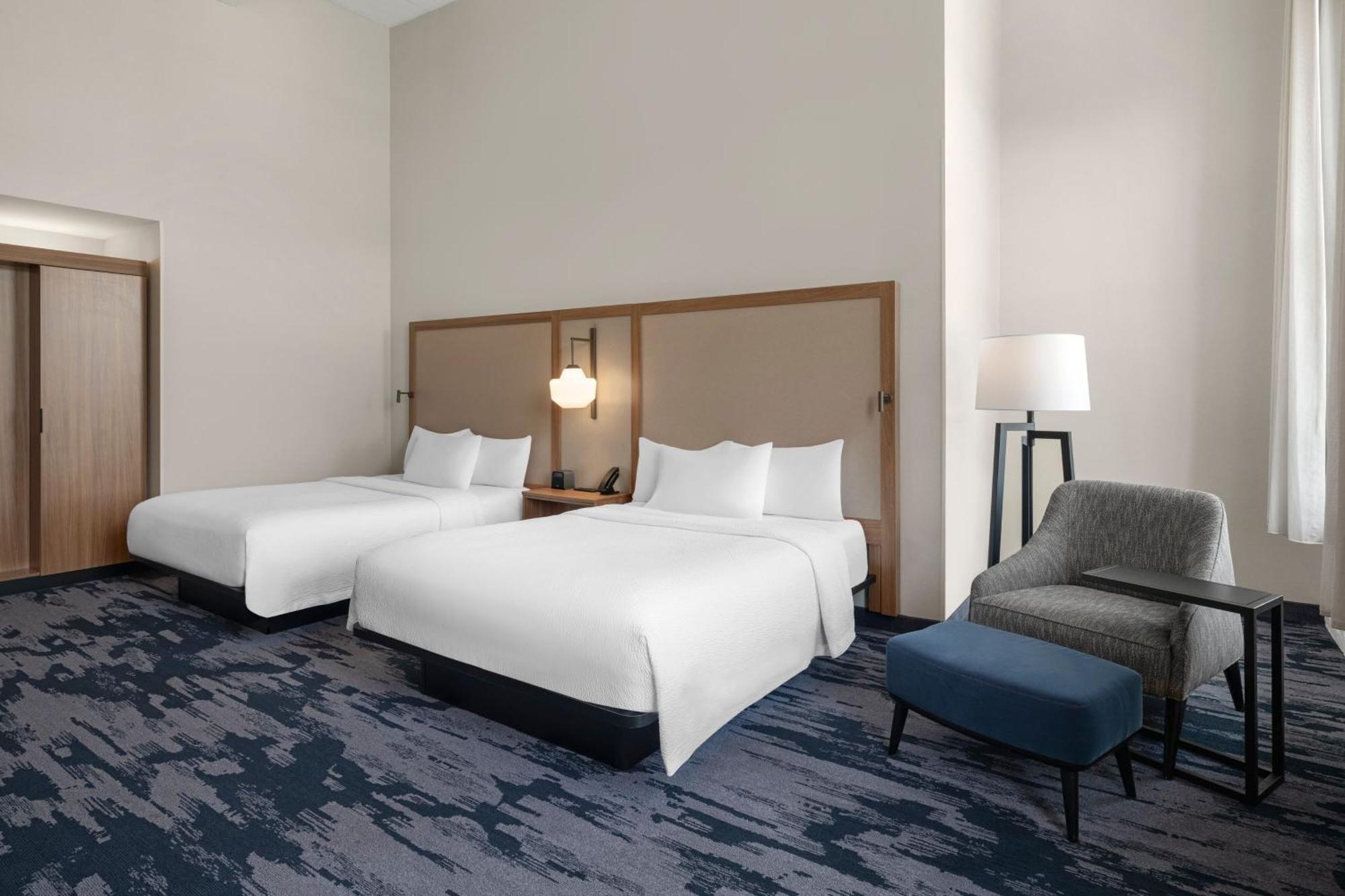 Fairfield Inn & Suites Madison Historic Eagle Cotton Mill Екстериор снимка